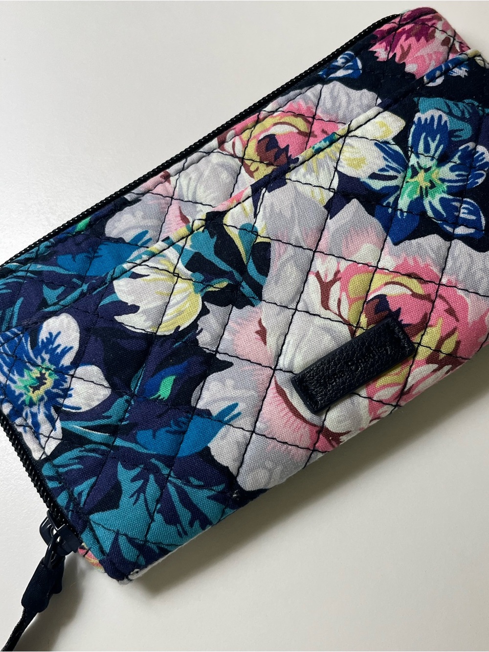 Vera Bradley RFID Floral Zip Around Wallet NWT